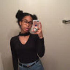 Meet your Posher, Julissa